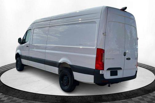 2025 Mercedes-Benz Sprinter 2500 High Roof