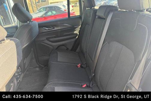 2023 Jeep Grand Cherokee Laredo