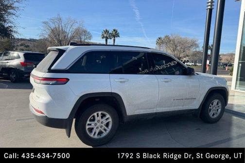 2023 Jeep Grand Cherokee Laredo