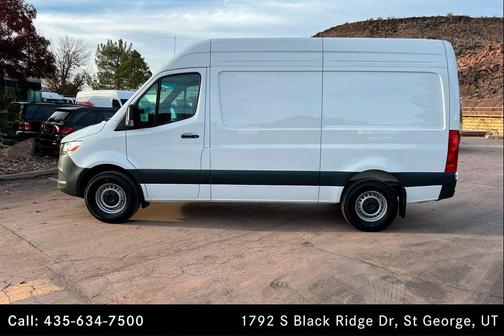 Arctic White 2026 Mercedes-Benz Sprinter 2500 Standard Roof
