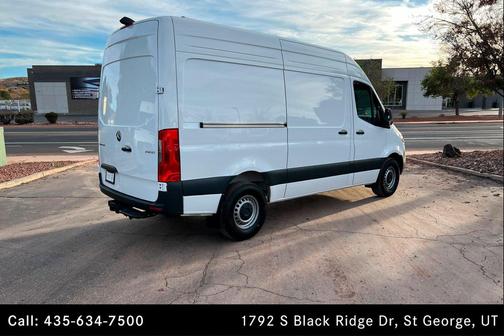 Arctic White 2026 Mercedes-Benz Sprinter 2500 Standard Roof
