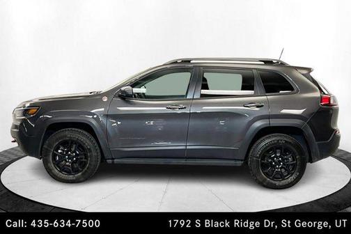 2021 Jeep Cherokee Trailhawk