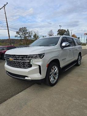 2022 Chevrolet Suburban PREMIER