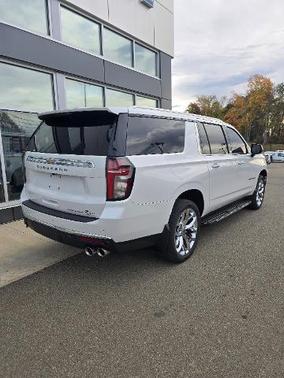 2022 Chevrolet Suburban PREMIER