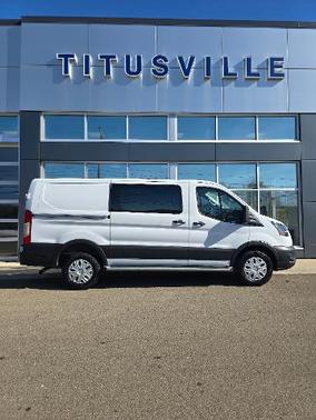 2023 Ford Transit-250 