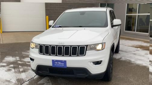 2018 Jeep Grand Cherokee LAREDO