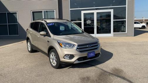 WHITE GOLD METALLIC 2017 Ford Escape SE