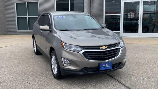 Beige / Tan 2019 Chevrolet Equinox LT W/1LT