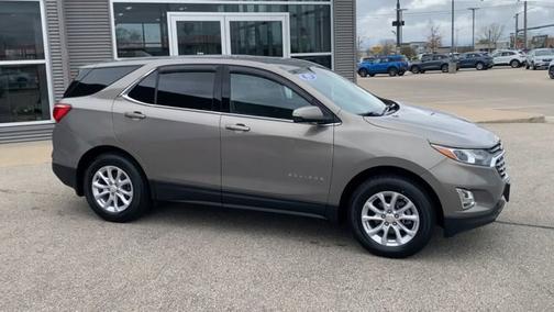 Beige / Tan 2019 Chevrolet Equinox LT W/1LT