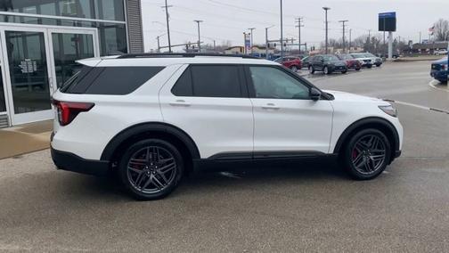 2025 Ford Explorer ST