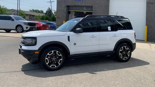OXFORD WHITE 2023 Ford Bronco Sport OUTER BANKS