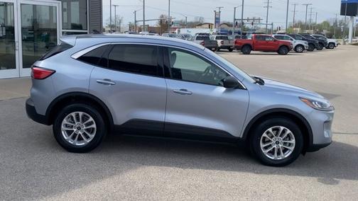 ICED BLUE SILVER METALLIC 2022 Ford Escape SE