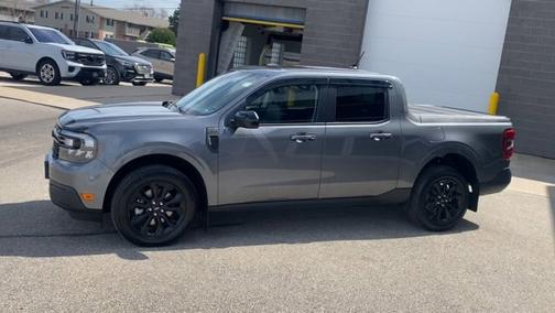 CARBONIZED GRAY METALLIC 2024 Ford Maverick LARIAT