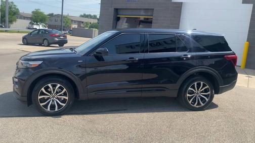 2022 Ford Explorer ST-LINE
