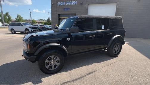 SHADOW BLACK 2022 Ford Bronco BASE