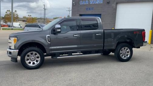 2017 Ford F-250 LARIAT