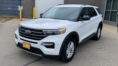 OXFORD WHITE 2024 Ford Explorer XLT