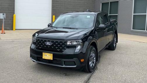 SHADOW BLACK 2025 Ford Maverick XLT