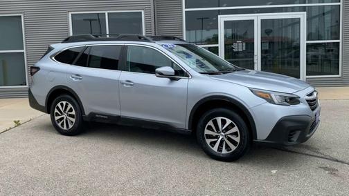 Ice Silver Metallic 2022 Subaru Outback PREMIUM