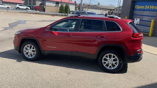 Red 2017 Jeep Cherokee LATITUDE
