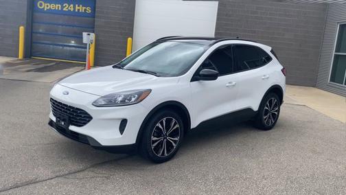 2021 Ford Escape SE