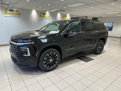 Mosaic Black Metallic 2026 Chevrolet Traverse LT