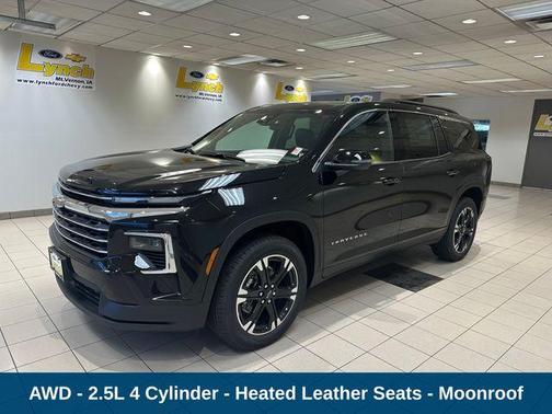 Mosaic Black Metallic 2027 Chevrolet Traverse LT
