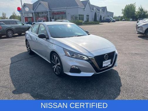 2022 Nissan Altima 2.5 SR