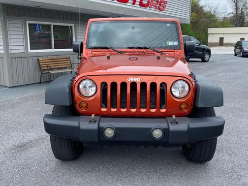 Photo 2 of 32 of 2009 Jeep Wrangler Unlimited X