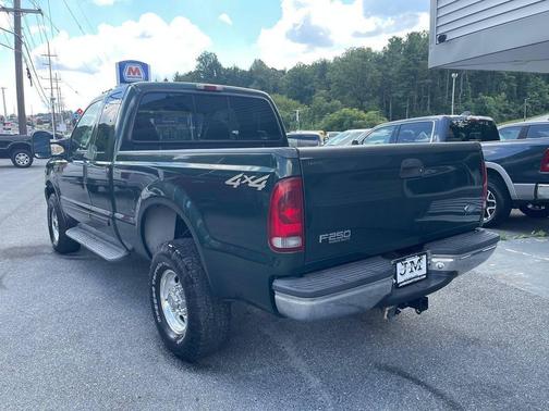 2001 Ford F-250 Lariat SuperCab