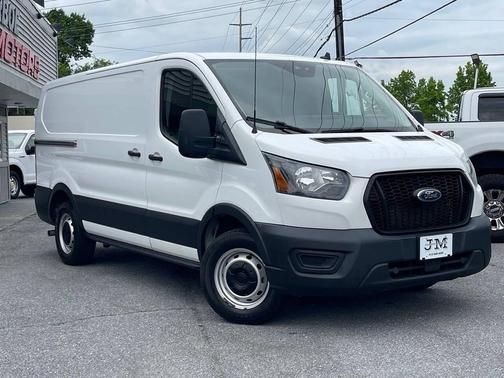 Oxford White 2022 Ford Transit-150 Base