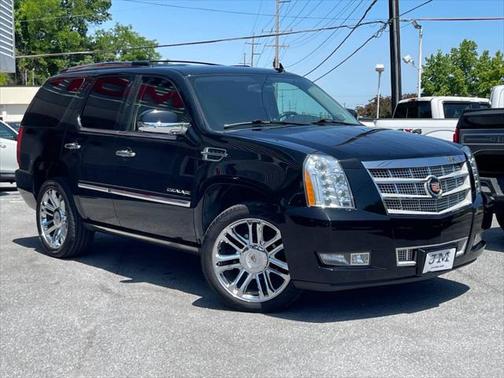 2014 Cadillac Escalade Platinum Edition