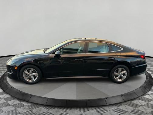 2021 Hyundai SONATA SE
