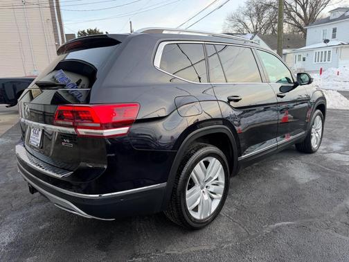 2018 Volkswagen Atlas 3.6L SEL Premium