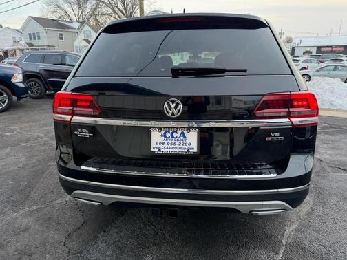 2018 Volkswagen Atlas 3.6L SEL Premium