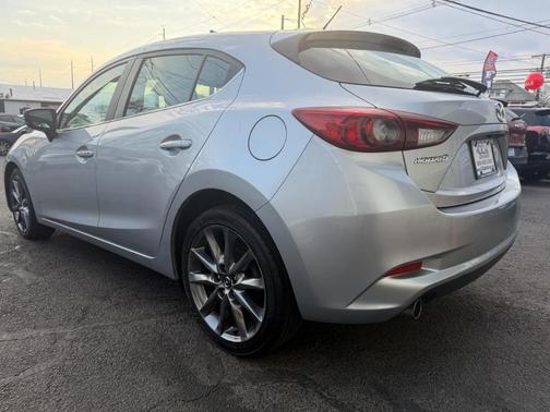 2018 Mazda Mazda3 Touring