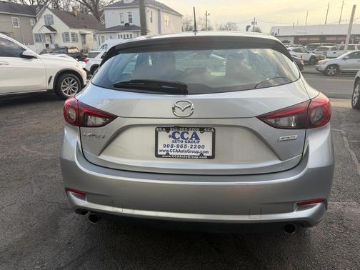 2018 Mazda Mazda3 Touring