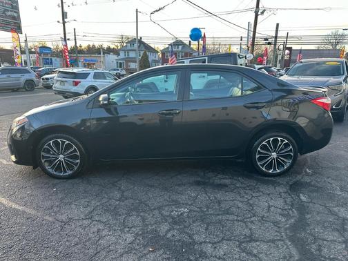2014 Toyota Corolla S Plus