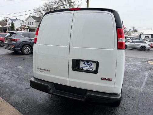 2022 GMC Savana 2500 Work Van
