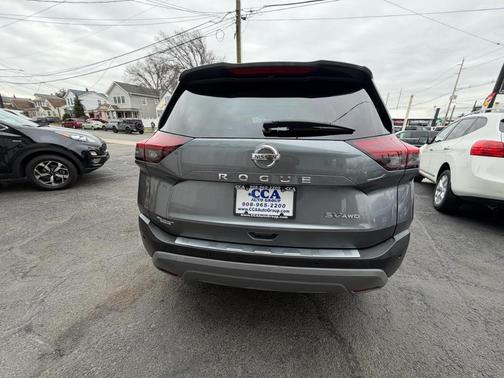 2021 Nissan Rogue SV