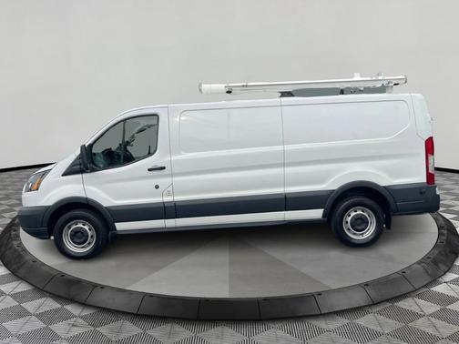 2018 Ford Transit-250 Base