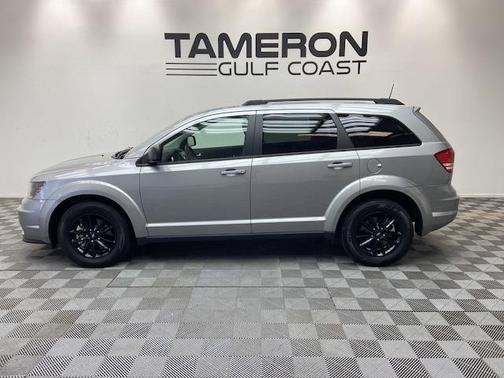 Photo 4 of 16 of 2020 Dodge Journey SE Value