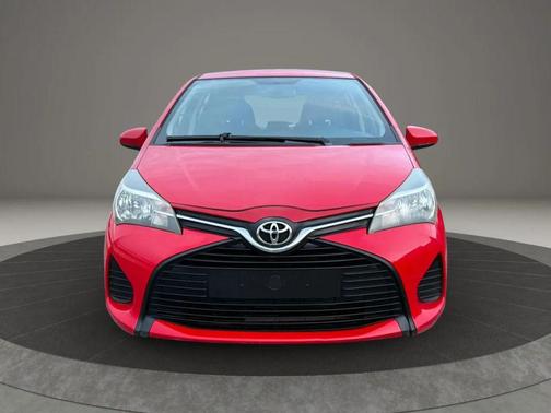2015 Toyota Yaris L