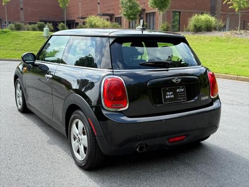 2016 MINI Hardtop Cooper