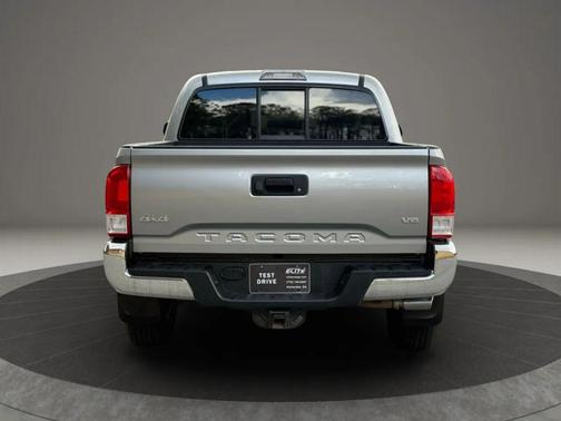 2017 Toyota Tacoma SR5