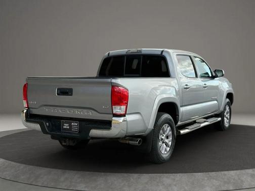 2017 Toyota Tacoma SR5