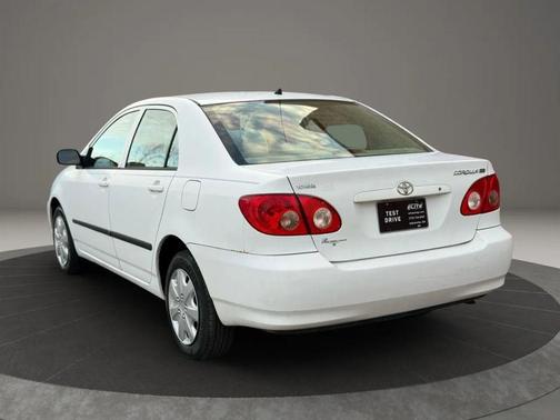 2005 Toyota Corolla S