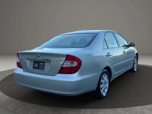 2003 Toyota Camry XLE