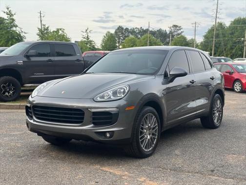 2017 Porsche Cayenne Base