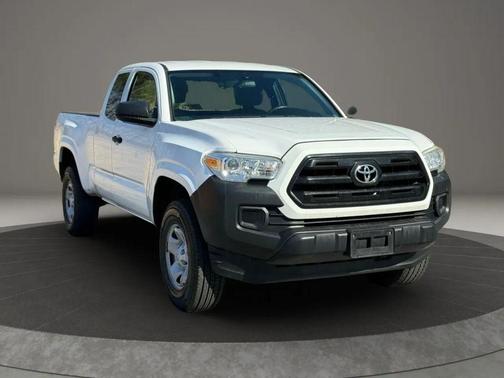 2016 Toyota Tacoma SR